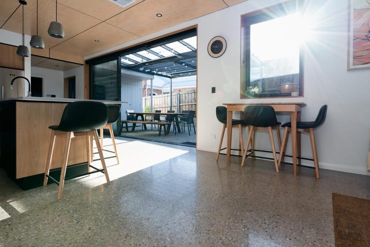 Balfour Cottage Wifi & Parking Лонсестън Екстериор снимка