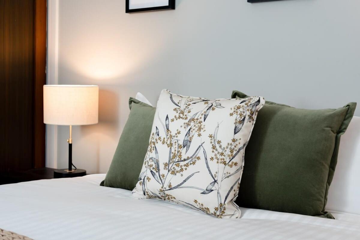 Balfour Cottage Wifi & Parking Лонсестън Екстериор снимка
